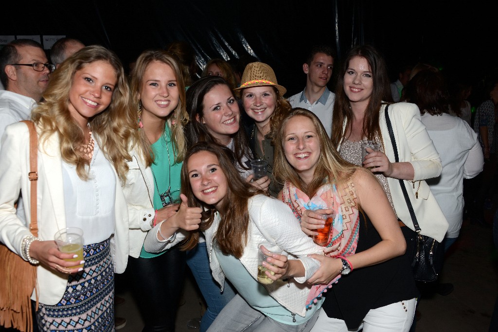 ../Images/Blacklight Ibiza Party 117.jpg